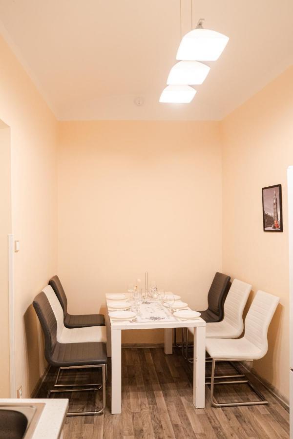 Helen Homestay Vaclavske Namesti Prague Exterior photo